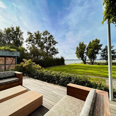 Peeneblick - Traumhaus In Exklusiver Direktlage Am Wasser Mit Eigenem Bootssteg Fuer 8 Personen 朗克维茨 外观 照片
